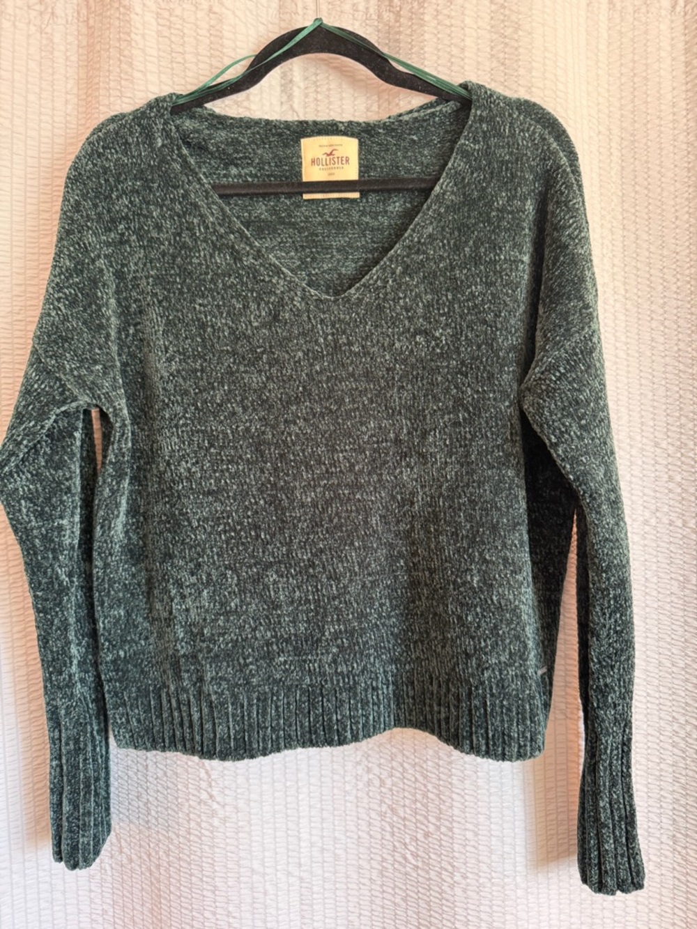 Hollister Dark Heather Green V-Neck Sweater
